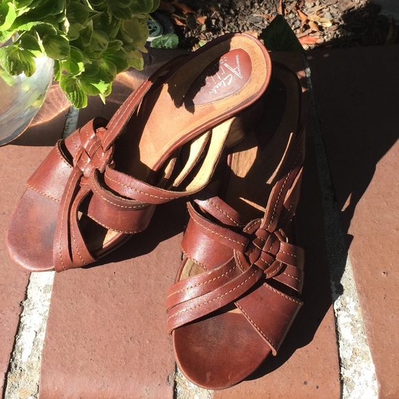 Clarks artesian collection leather heeled sandals - Picture 4 of 8